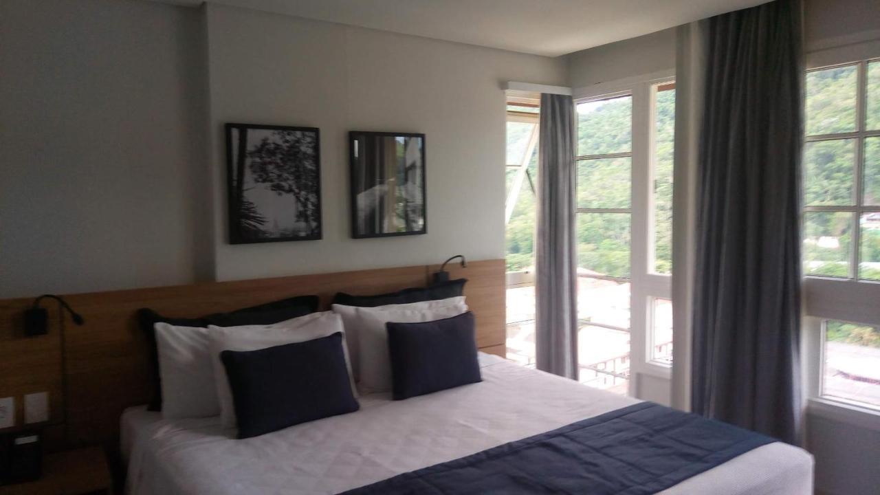 Live Suites Itaipava Экстерьер фото